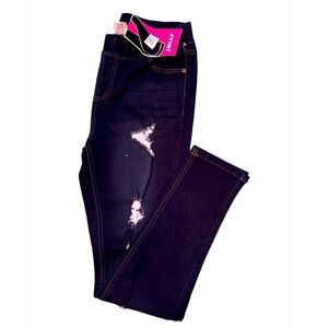 NWT- Jvini dark blue pull on skinny distressed jeggings.